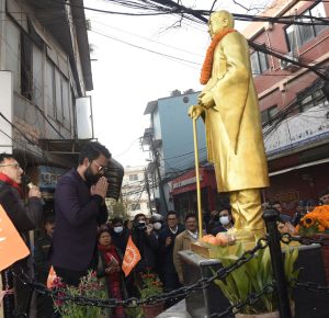 शुक्रराजशास्त्रीको सालिकमा पुष्पगुच्छा अर्पण : सहिद सप्ताहकाकार्यक्रम सुरु 