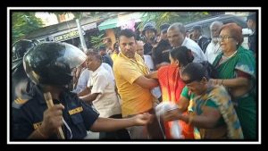 संविधान दिवसको बिरोध गर्दै कालो दिन मनाउने क्रममा तमलोपाका कार्यकर्ता र प्रहरीबीच झडप