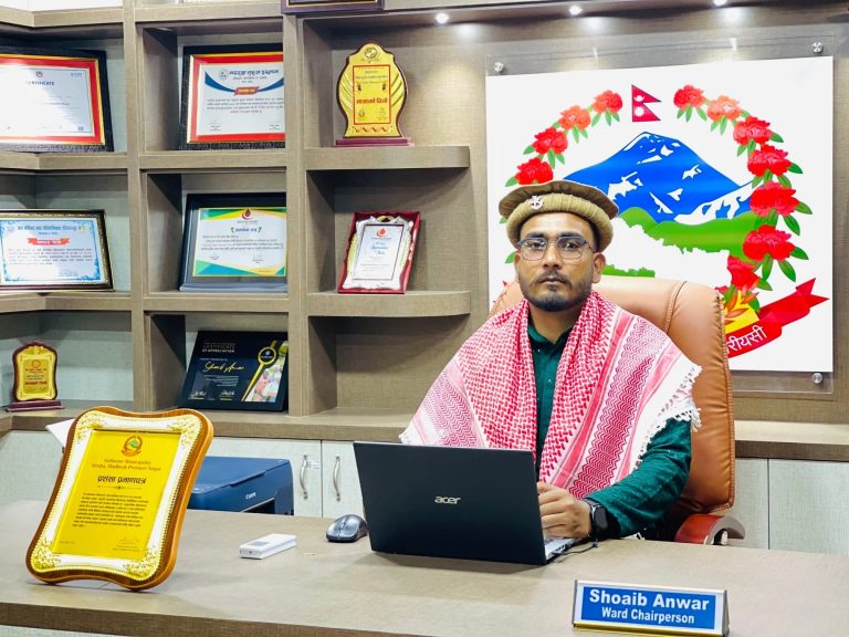गोलबजार नगरपालिका–११ का वडाध्यक्ष सोहेब अनवर पक्राउ